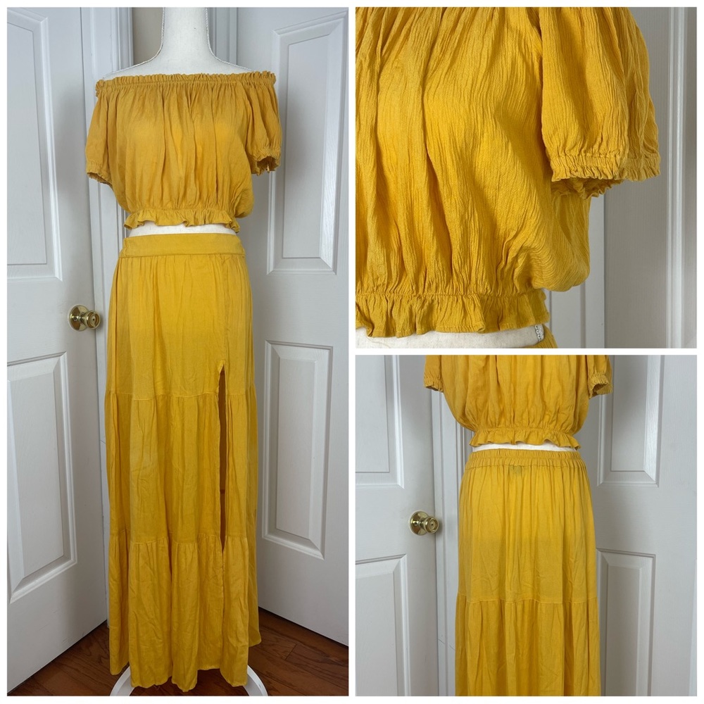 Off the Shoulder Skirt Set